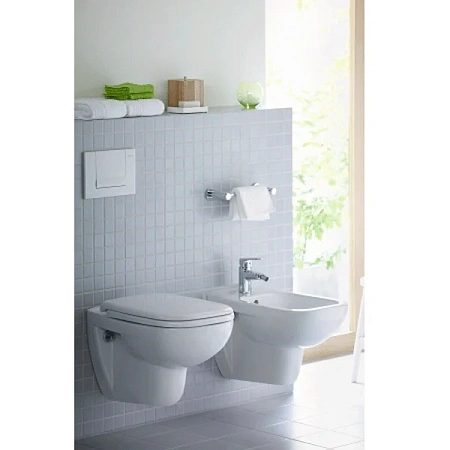 Подвесной унитаз Duravit D-Code 45350900A1 (25350900002), с крышкой D-Code 0067390000 с микролифтом - duravit shop